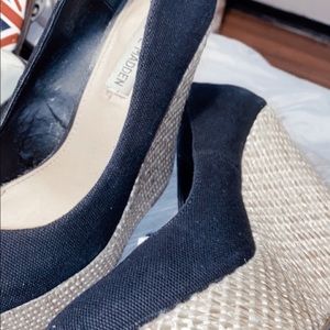 steve madden black wedges